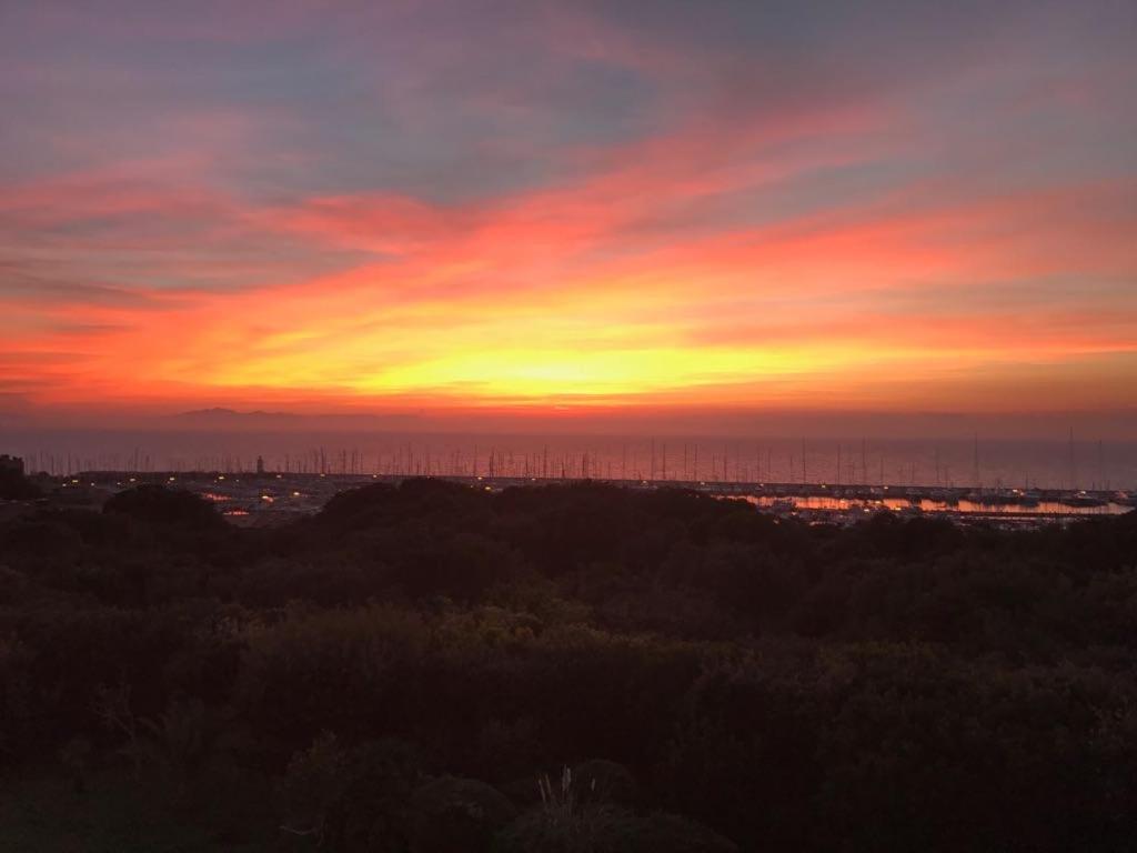 Due Balconi Sul Mare Apartment Punta Ala Bagian luar foto