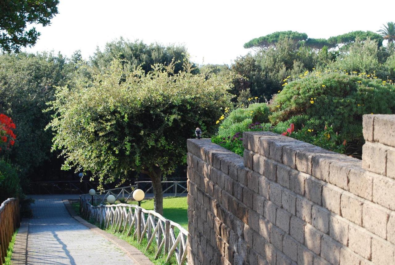 Due Balconi Sul Mare Apartment Punta Ala Bagian luar foto